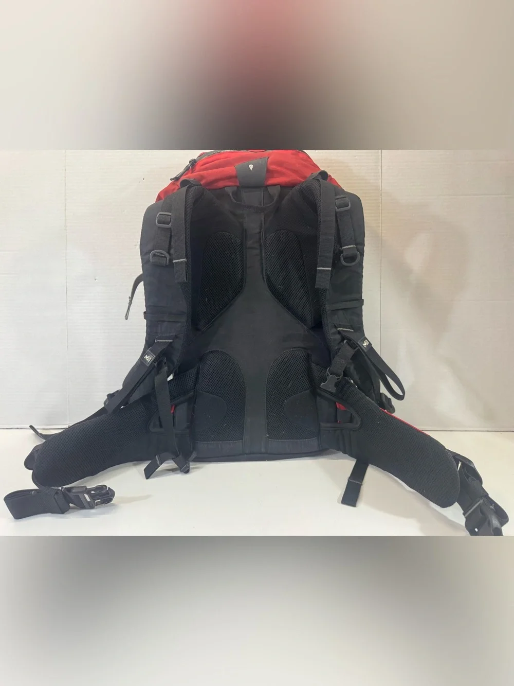 Millet Red climbing hiking mountaineer Backpack 27L